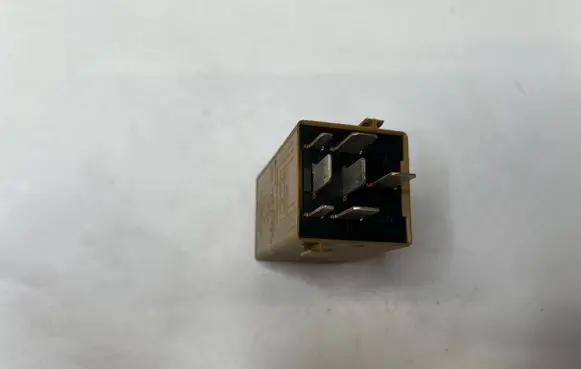 BMW 3 E46 Window control relay 61368384505