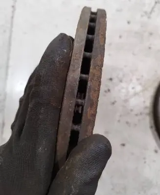 Toyota Auris 150 Front brake disc