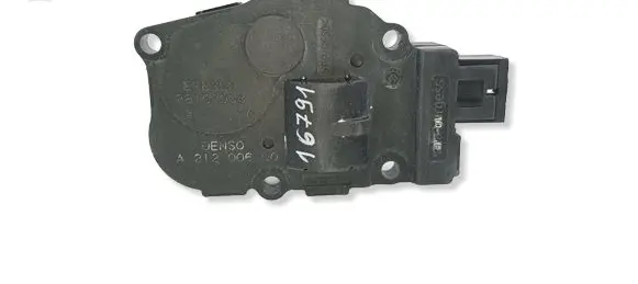 Citroen C4 I Picasso A/C air flow flap actuator/motor A21200600 EFB350 DENSO