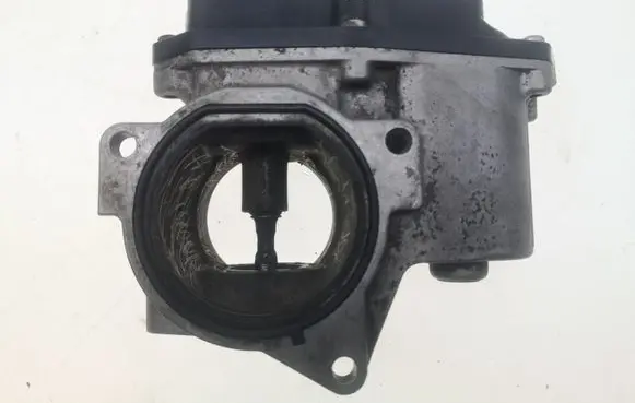 Audi A4 S4 B8 8K EGR valve 03L131501E