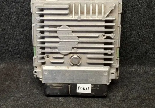 Volkswagen PASSAT B7 Engine control unit/module 03L906023PE 03L907425C