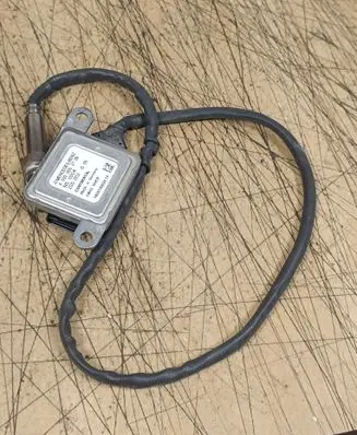 Mercedes-Benz C W205 Lambda probe sensor A0009053706