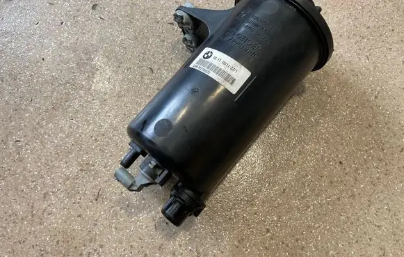 BMW X6 E71 Power steering fluid tank/reservoir 6782286