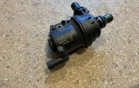 BMW X2 U10 Electric auxiliary coolant/water pump 9896405