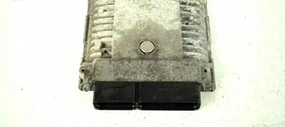 Skoda Octavia Mk2 (1Z) Engine control unit/module ECU 03F906070F