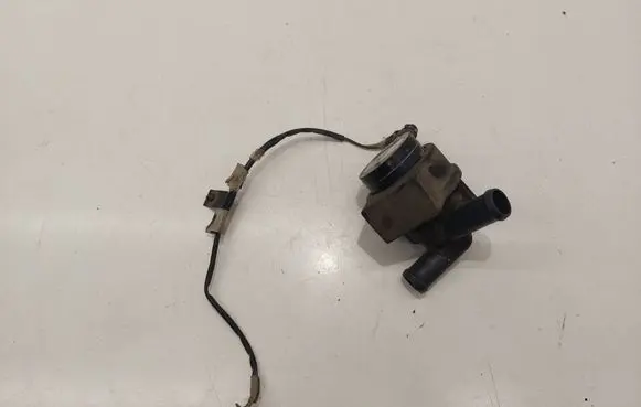 Skoda Octavia Mk3 (5E) Electric auxiliary coolant/water pump 9025973A