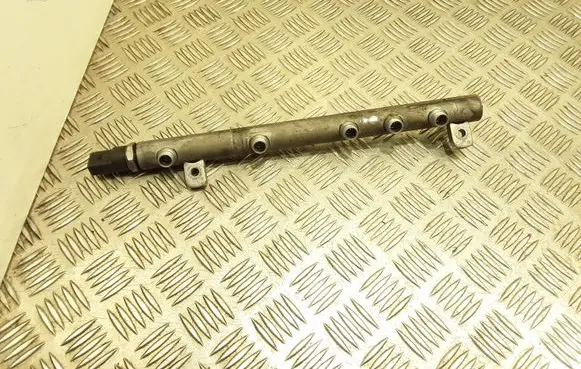 Mercedes-Benz B W245 Fuel main line pipe A6400701295004 A6400701295 A6110780449