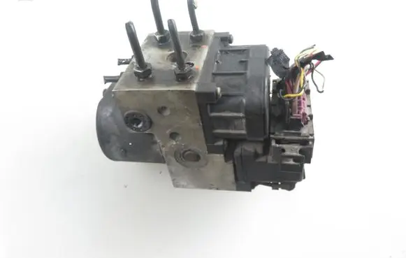 Volkswagen PASSAT B5 ABS Pump 0265216562 0273004282