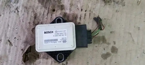 Mercedes-Benz Vito Viano W639 ESP acceleration yaw rate sensor