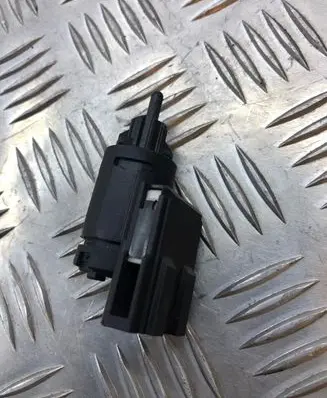 Audi A4 S4 B7 8E 8H Brake pedal sensor switch 3B09455110