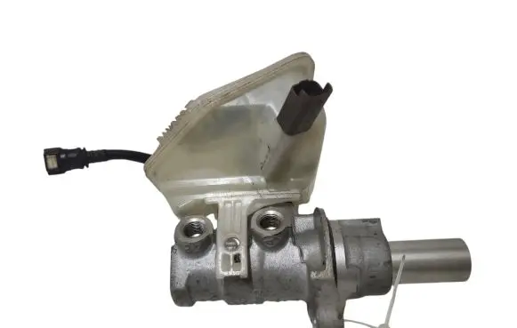 Peugeot 307 CC Master brake cylinder 0204051007