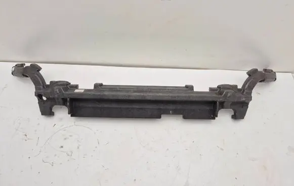 Audi Q7 4M Front bumper foam support bar 4M0807550F