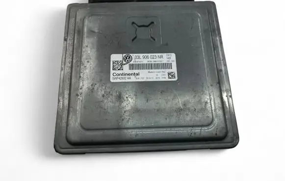 Volkswagen Touran I Engine control unit/module ECU 03L906023NR