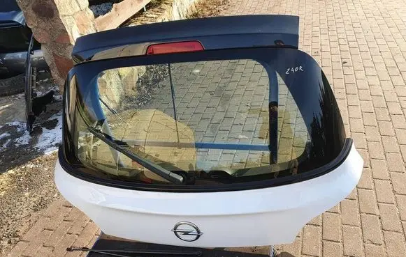 Opel Adam Tailgate/trunk/boot lid KB010