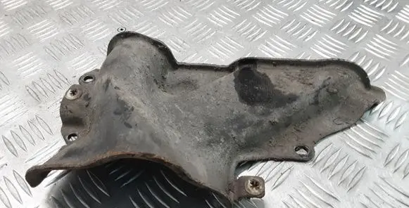 Volkswagen Touareg I Fuel tank bottom protection 7L0201399