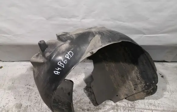 Audi A4 S4 B6 8E 8H Front wheel arch liner splash guards 8E0821172