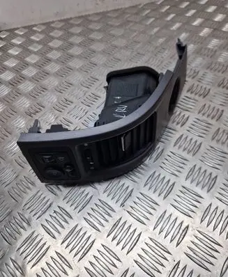 Honda CR-V Dashboard side air vent grill/cover trim 77620SWA