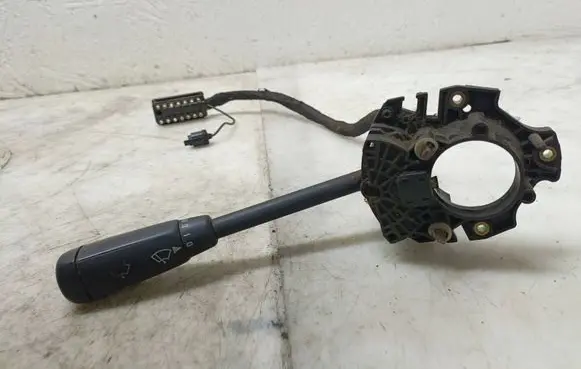 Mercedes-Benz E W124 Wiper control stalk 1245400745 01910982