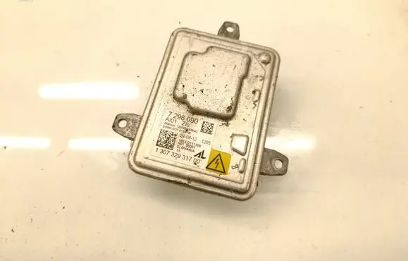 BMW 3 F30 F35 F31 Headlight ballast module Xenon 7296090