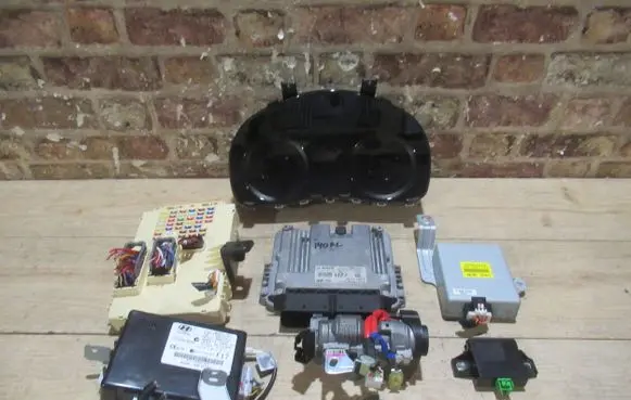 Hyundai i40 Other control units/modules 39140-2A545
