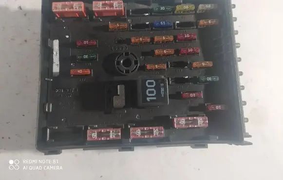 Volkswagen PASSAT B6 Fuse module 3C0937125