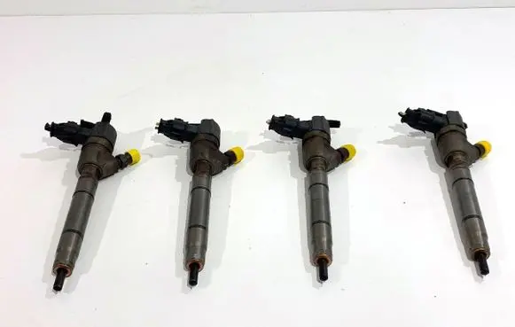 Hyundai i30 Fuel injectors set 33800-2A900