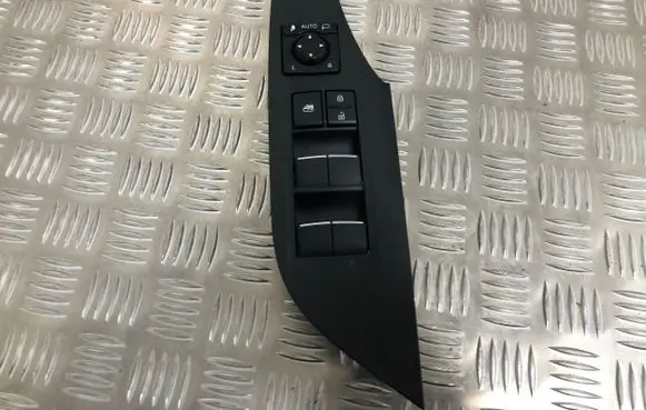 Toyota RAV 4 (XA50) Electric window control switch 7423242220