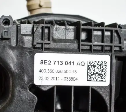 Seat Exeo (3R) Gear shifter/selector 8E2713041AQ