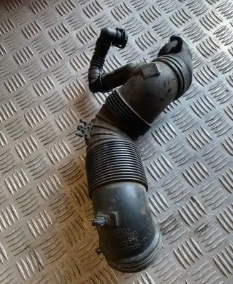 Audi A3 S3 A3 Sportback 8P Air intake hose/pipe 3C0129654P 44619700