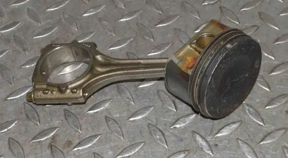 Piston