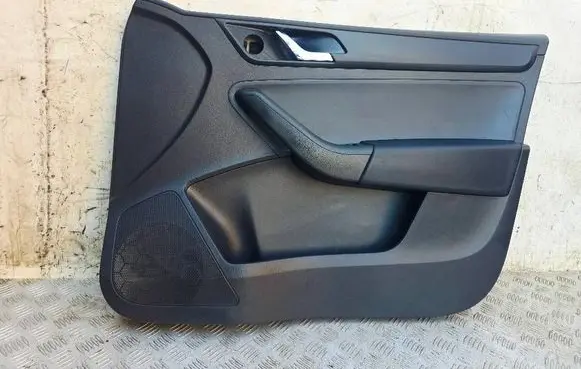 Skoda Rapid (NH) Front door card panel trim 5JC867014D 5JA02R 5JB867012A