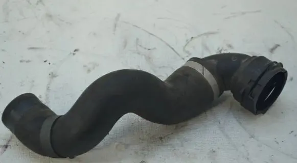 Audi A6 S6 C7 4G Engine coolant pipe/hose 4G0122101B V125206HU