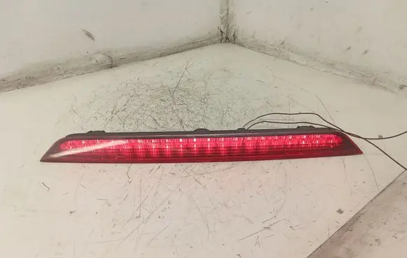 Audi Q7 4L Third/center stoplight 4L0945097 2DA965096