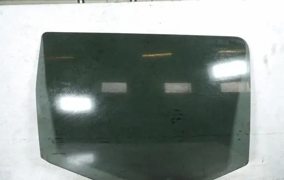 Dodge Nitro Rear door window glass 55369150ABRH