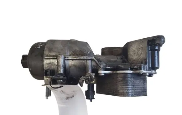 Citroen DS5 Oil filter mounting bracket 9801622280