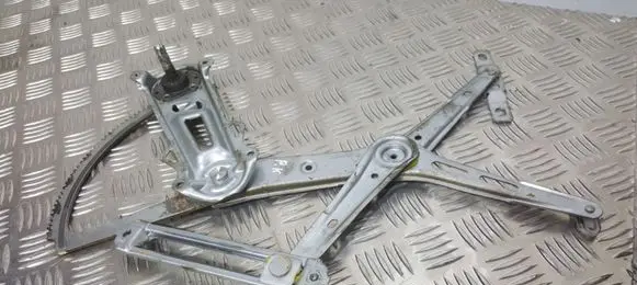 Opel Astra G Front door manual window regulator 