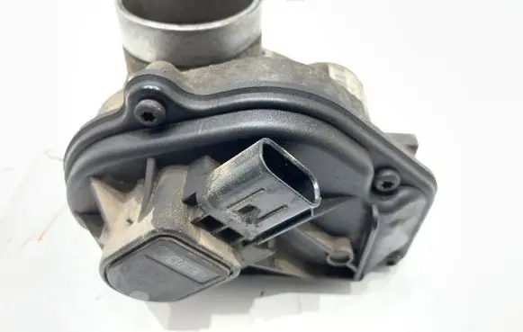 Ford Focus Engine shut-off valve VR2S6U-9E927-FC