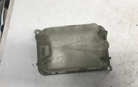 Skoda Octavia Mk2 (1Z) Headlight/headlamp dust cover VP4SHX13K046BA 1Z0941607B