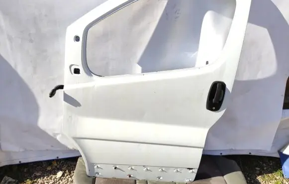 Renault Trafic II (X83) Front door