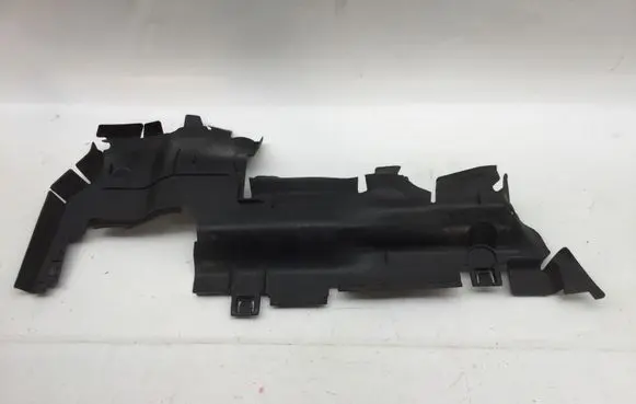Audi A5 Intercooler air guide/duct channel 8W6121284AR