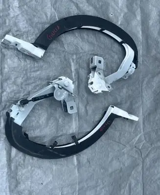 Alfa Romeo Giulia Tailgate/trunk/boot hinge