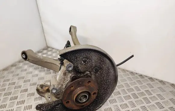 Audi A6 Allroad C7 Rear wheel hub spindle/knuckle 8R0505431F