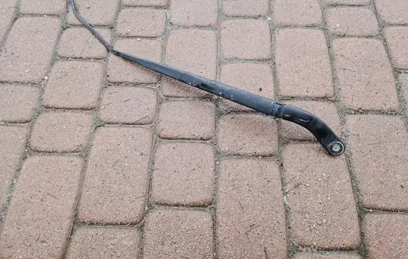 Renault Megane IV Front wiper blade arm 288861068R
