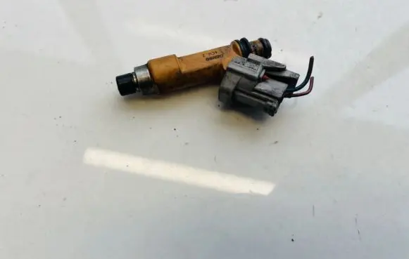 Suzuki Swift I Fuel injector 2975000120 297500-0120