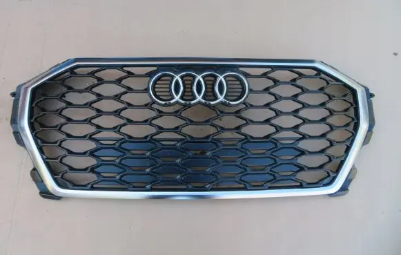 Audi Q3 F3 Front bumper upper radiator grill