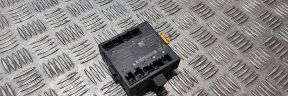 Mercedes-Benz E W212 Door control unit/module A2129001729