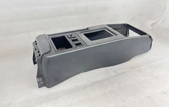 Mitsubishi Space Runner Center console MB652426