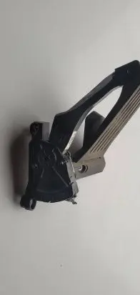 Hyundai i40 Accelerator throttle pedal 327263z900