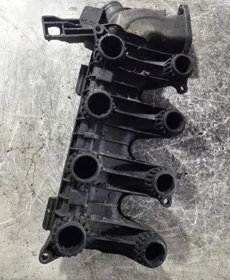 Peugeot 307 Intake manifold 9653808680