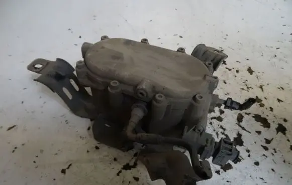 Opel Antara Fuel filter housing 209981